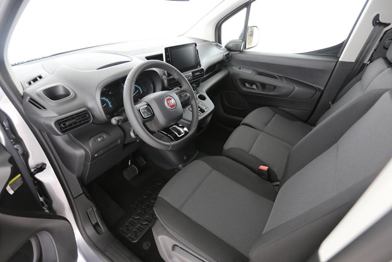 Vehicle image FIAT DOBLO