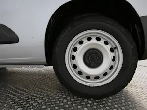 Fiat e- Kaw. L1 50 kWh Launch Edition