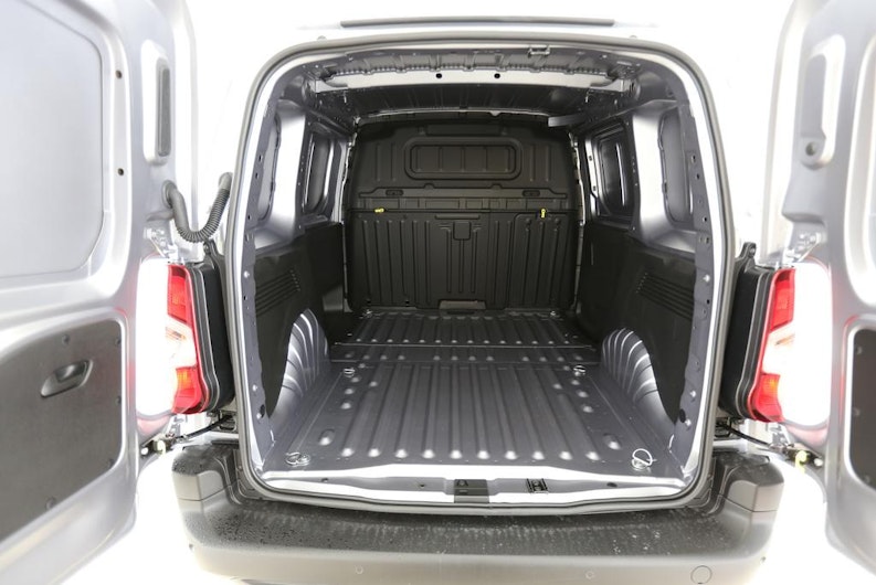 Vehicle image FIAT DOBLO