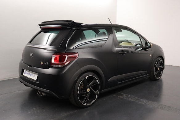 DS AUTOMOBILES DS3 1.6 THP 208 Perform. Bl. Spec. 20