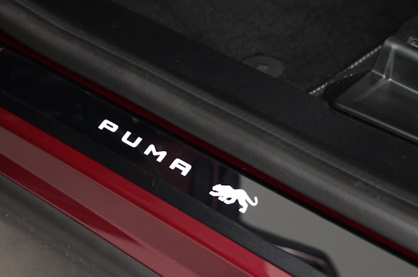 FORD Puma 1.0 EcoB Hybrid 125 Vivid Ruby Edition 12