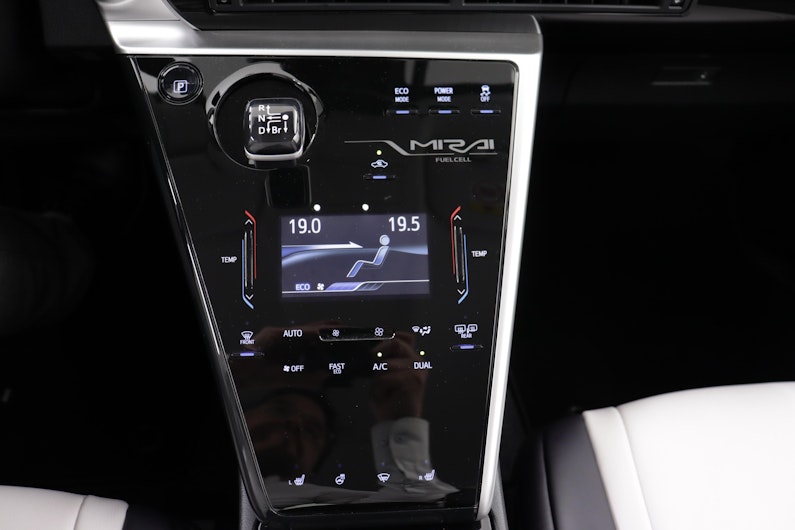 Vehicle image TOYOTA MIRAI