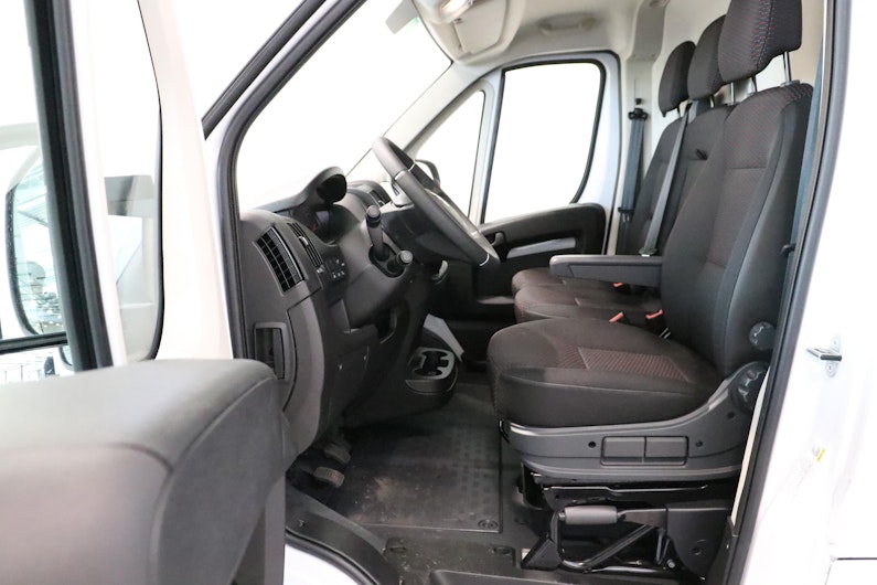 Vehicle image OPEL MOVANO