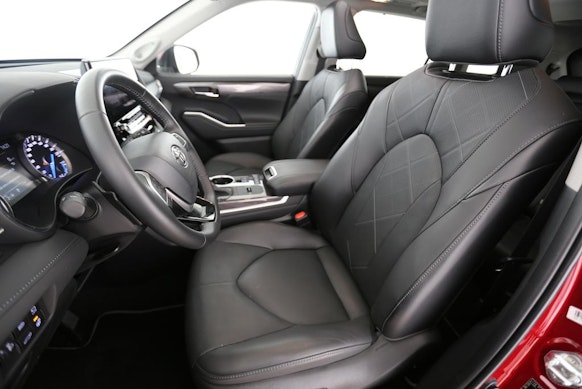 TOYOTA Highlander 2.5 HSD Premium 2
