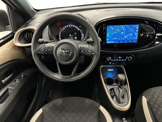 TOYOTA Aygo X 1.0 VVT-i Trend 6
