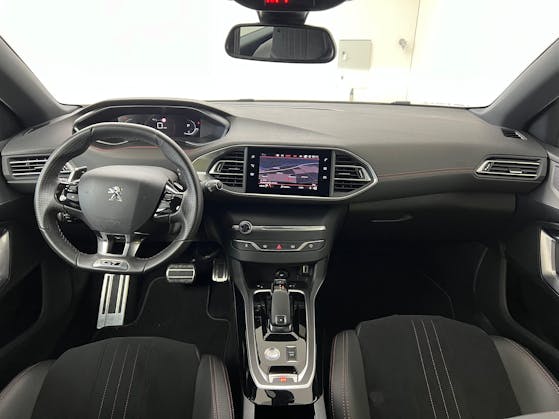 PEUGEOT 308 SW 1.2 PureTech 130 GT Pack S/S Occasion 23 900.00 CHF