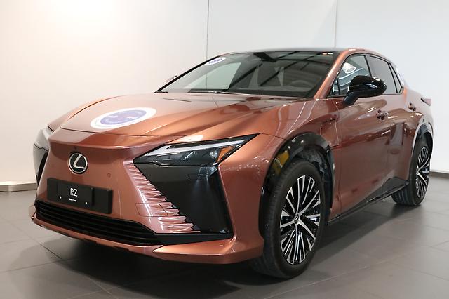 LEXUS RZ 450e Excellence: Jetzt Probefahrt buchen!