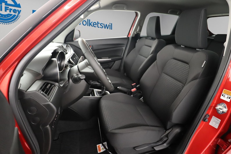 Vehicle image SUZUKI SWIFT