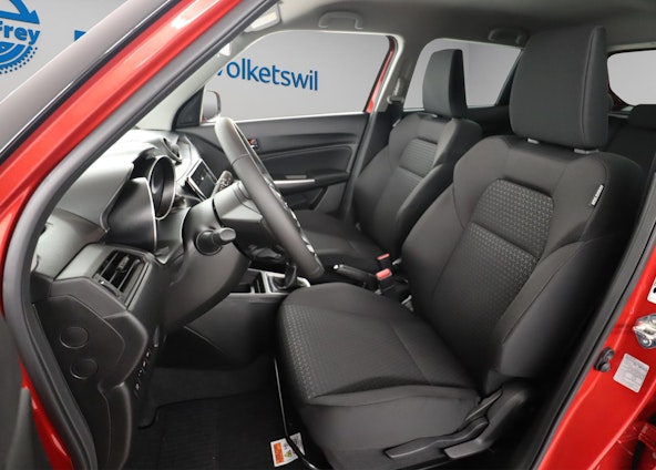 Vehicle image 4 Vehicle image 4