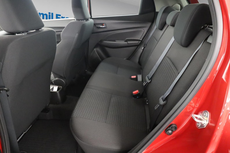 Vehicle image SUZUKI SWIFT