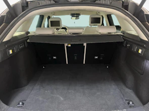 Fahrzeugbild LAND ROVER Range Rover Velar 2.0 T 300 R-Dynamic HSE