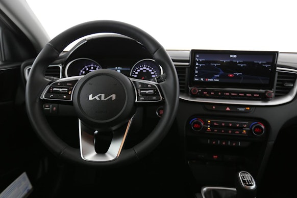 KIA Ceed 1.5 T-GDi Power 5
