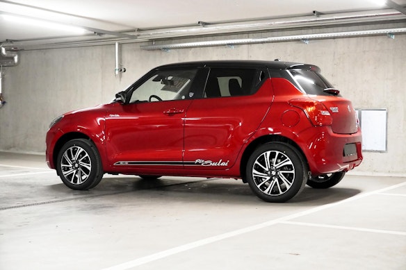 SUZUKI Swift 1.2 Piz Sulai Top Hybrid 4x4 6