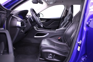 Vehicle image JAGUAR F-Pace 2.0 T 300 R-Sport AWD