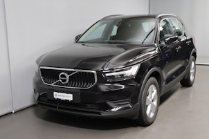 VOLVO XC40 1.5 T2 Momentum Light
