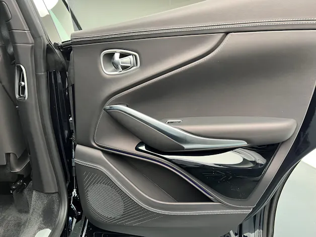 Aston Martin DBX 4.0 V8 Bi-Turbo
