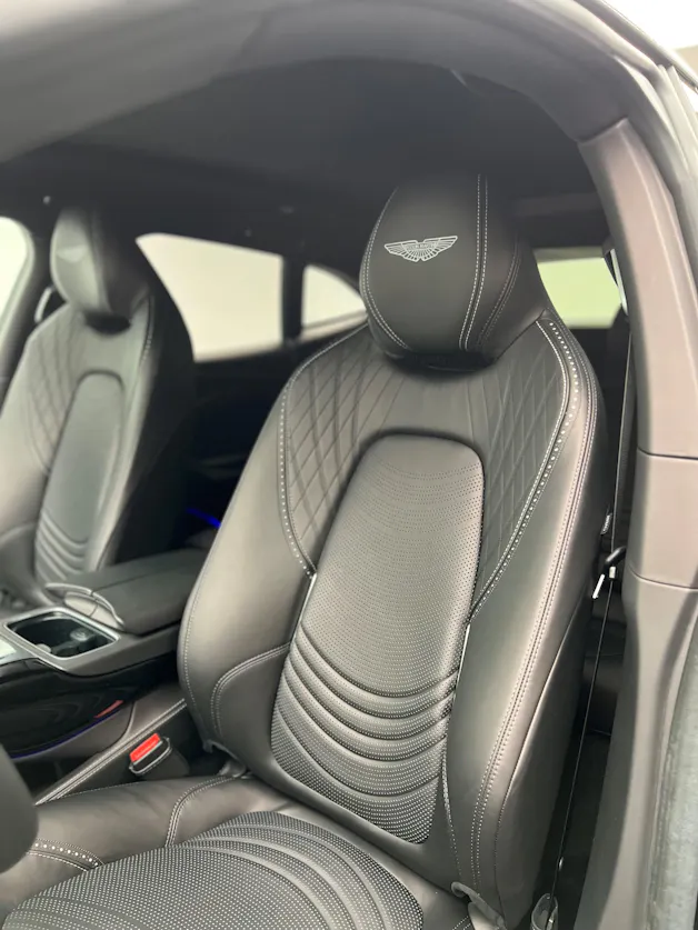 Aston Martin DBX 4.0 V8 Bi-Turbo
