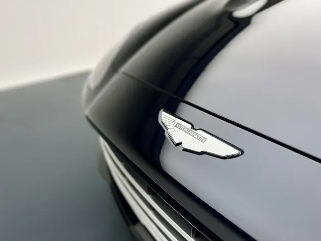 Aston Martin DBX 4.0 V8 Bi-Turbo