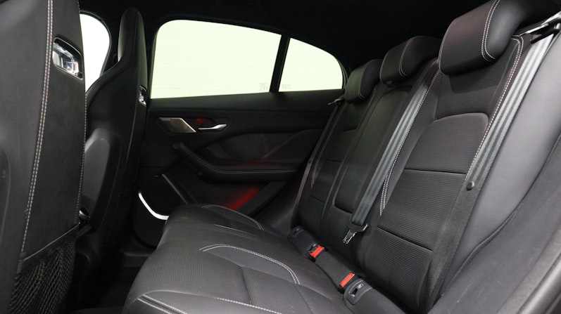 Vehicle image JAGUAR I-PACE