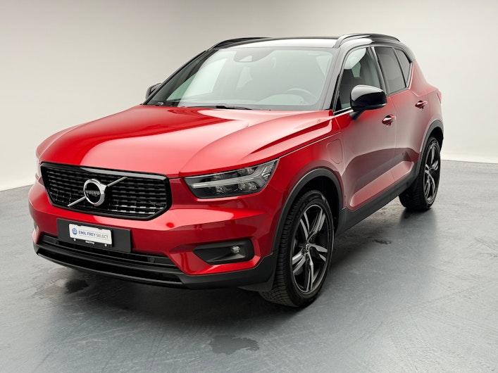 Vehicle image VOLVO XC40