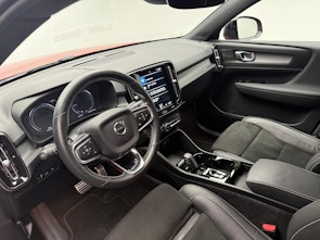 Vehicle image VOLVO XC40 1.5 T5 PiH R-Design