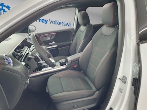 Vehicle image MERCEDES-BENZ EQA 300 AMG Line 4matic