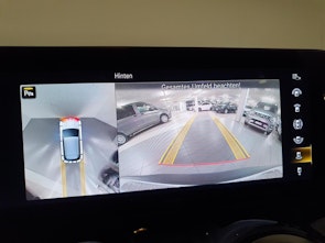 Vehicle image MERCEDES-BENZ EQA 300 AMG Line 4matic