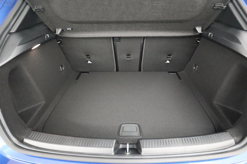 Vehicle image MERCEDES-BENZ A 220