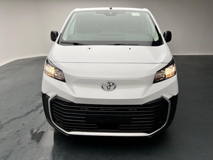 Vehicle image TOYOTA PROACE