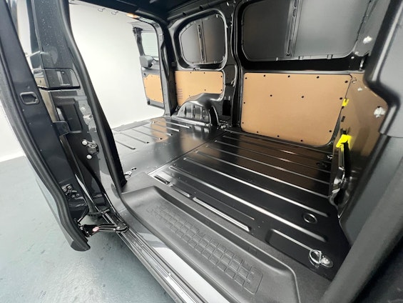 Fahrzeugbild 6 Fahrzeugbild 6