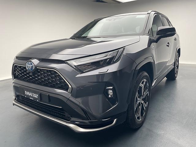 TOYOTA RAV4 2.5 Plug-In-Hybrid Platinum: Jetzt Probefahrt buchen!