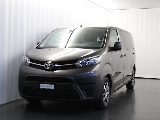 TOYOTA PROACE Kombi L1 2.0 D Comfort 0