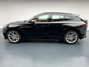 Aston Martin DBX 707 4.0 V8 Bi-Turbo