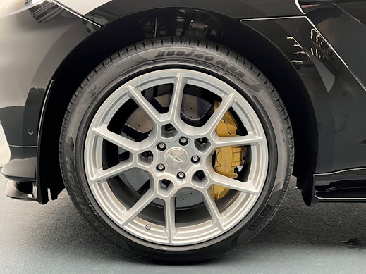 ASTON MARTIN DBX 707 4.0 V8 Bi-Turbo 3