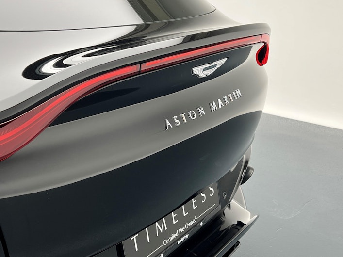 Vehicle image ASTON MARTIN DBX