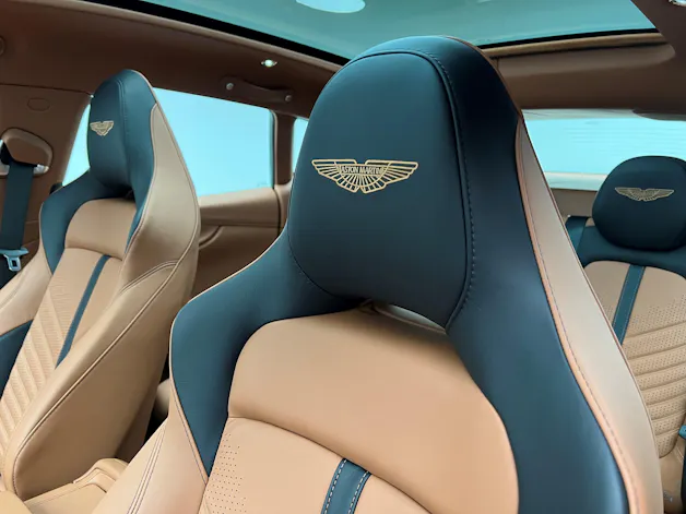 Aston Martin DBX 707 4.0 V8 Bi-Turbo