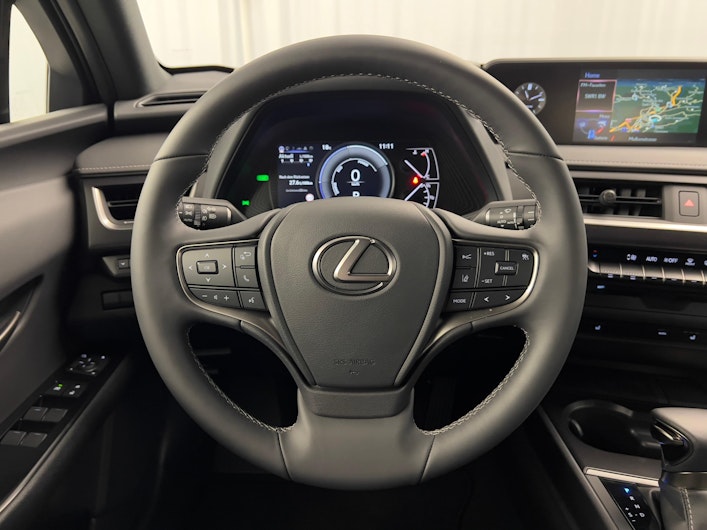 Vehicle image LEXUS UX