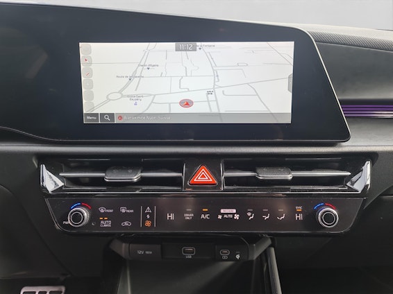 Vehicle image 4 Vehicle image 4