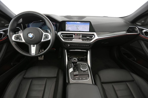BMW M440i xDrive Cabrio 3