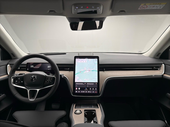 Vehicle image VOLVO EX 90