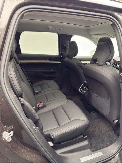 Vehicle image VOLVO EX 90