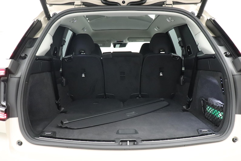 Vehicle image VOLVO EX 90