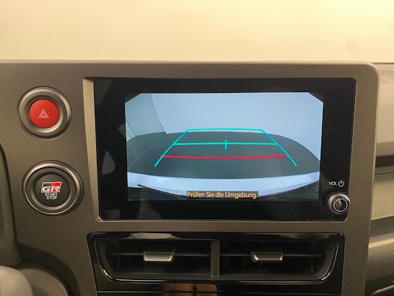 Vehicle image 9 Vehicle image 9