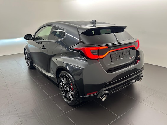 Vehicle image 3 Vehicle image 3