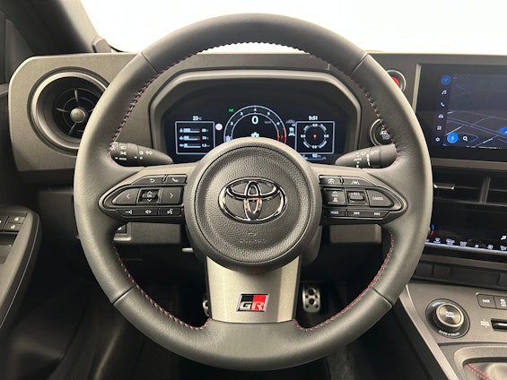 Vehicle image 7 Vehicle image 7