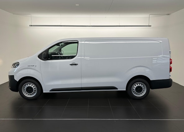 Vehicle image 3 Vehicle image 3