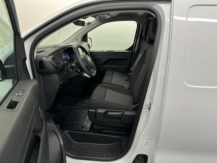 Vehicle image TOYOTA PROACE