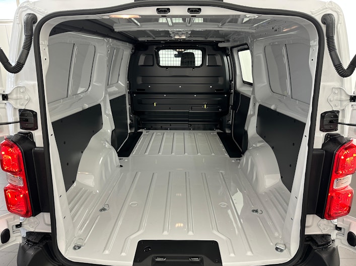 Vehicle image TOYOTA PROACE