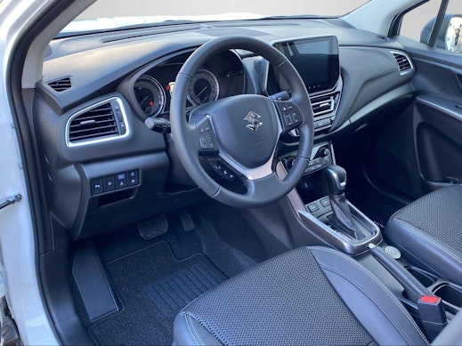 SUZUKI S-Cross 1.5 Compact Top Hybrid 4x4 7