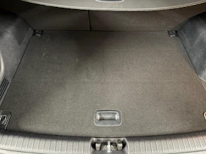 https://vehicle.imgix.net/3021773/be1382cb-31b4-4584-aad8-8fa337cf21d2.jpg